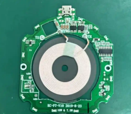 超薄便携无线充电宝PCB的微型化设计